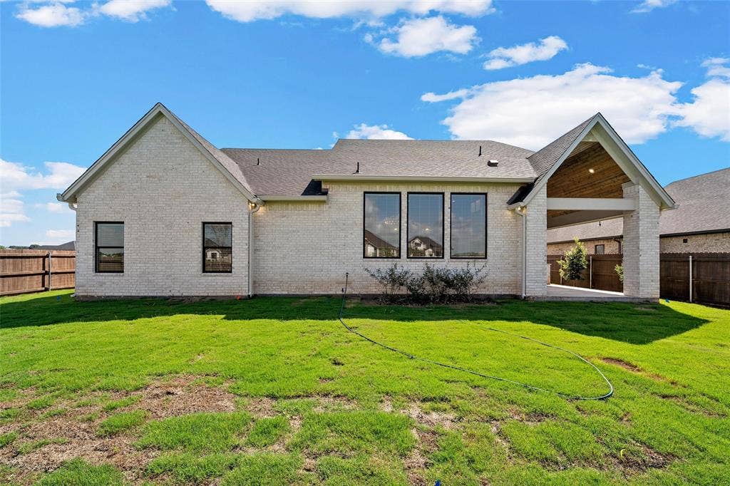 1317 Tahonta Drive, Hewitt, TX 76643 1317 Tahonta Drive, Hewitt, TX 76643