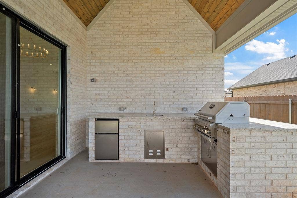 1317 Tahonta Drive, Hewitt, TX 76643 1317 Tahonta Drive, Hewitt, TX 76643