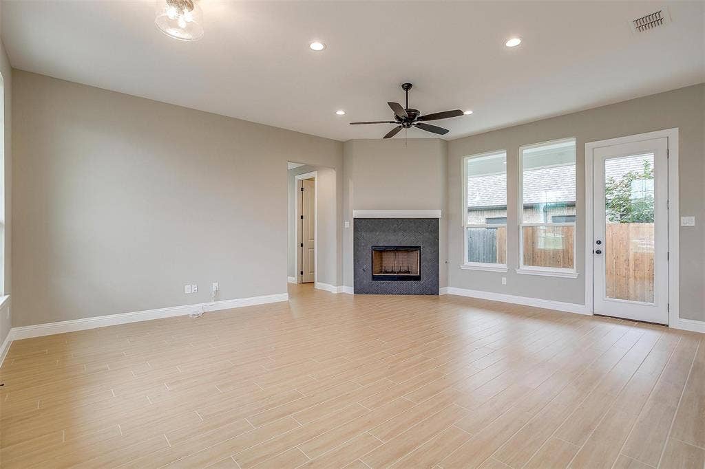 991 Hulen, Crowley, TX 76036 991 Hulen, Crowley, TX 76036