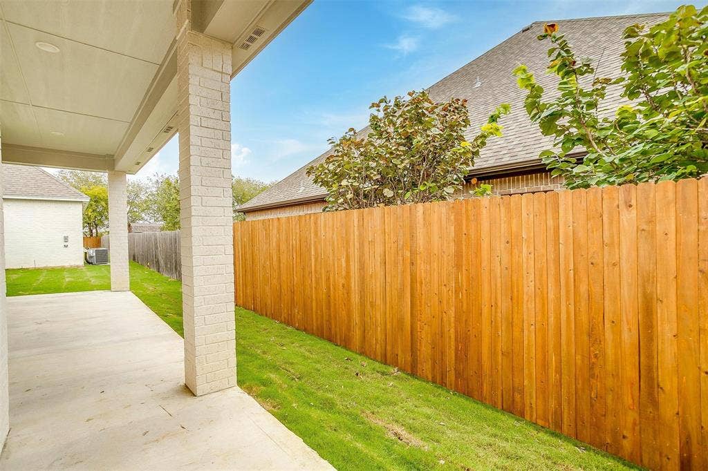 991 Hulen, Crowley, TX 76036 991 Hulen, Crowley, TX 76036