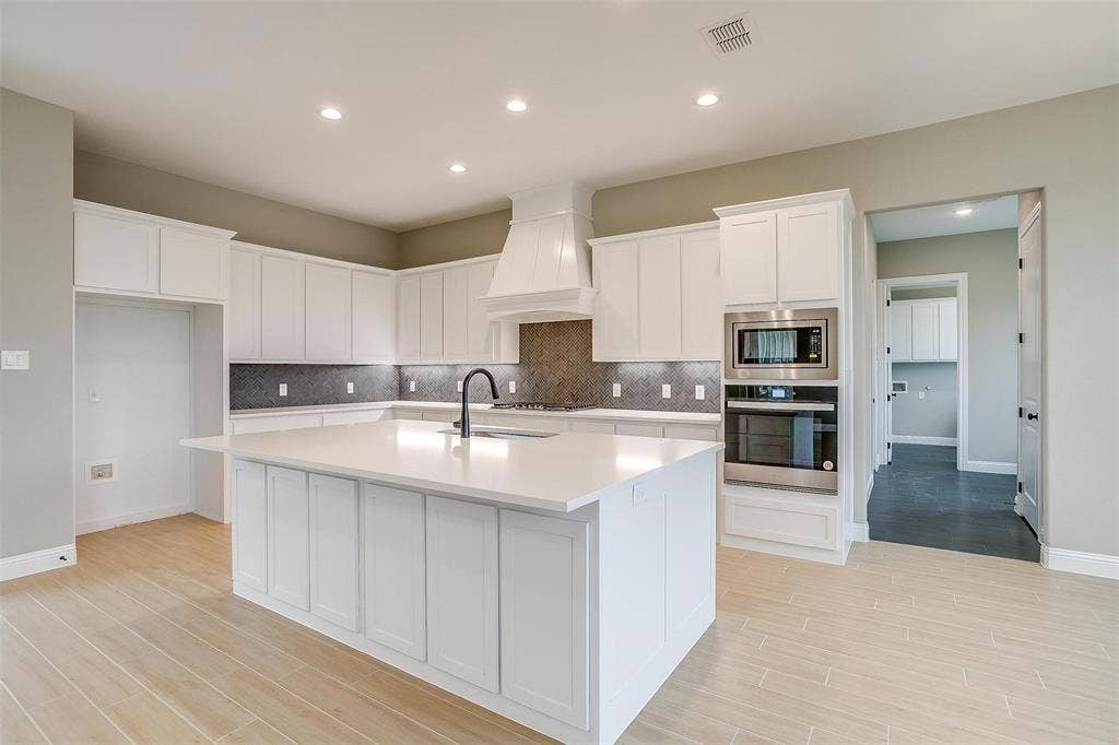 991 Hulen, Crowley, TX 76036 991 Hulen, Crowley, TX 76036