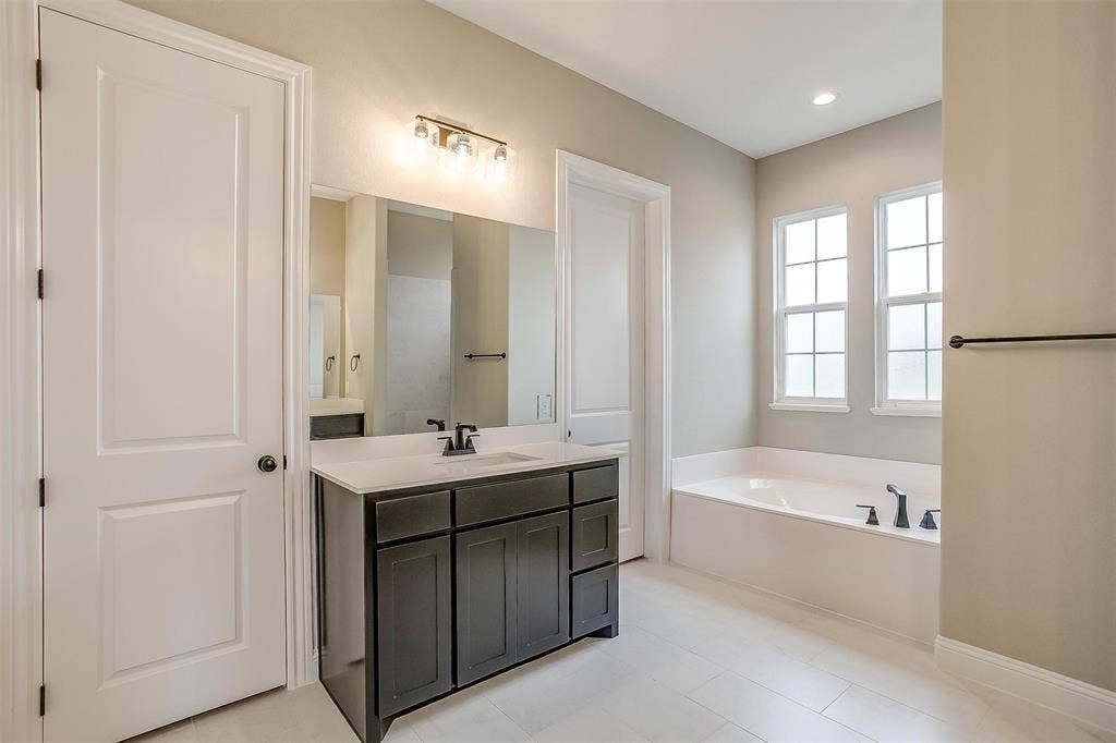 991 Hulen, Crowley, TX 76036 991 Hulen, Crowley, TX 76036