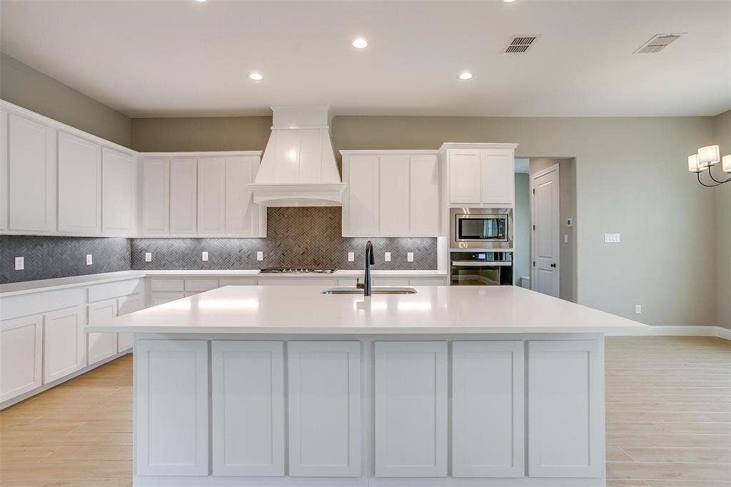 991 Hulen, Crowley, TX 76036 991 Hulen, Crowley, TX 76036