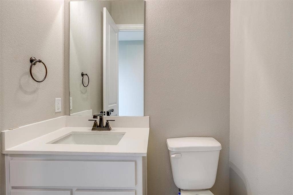 991 Hulen, Crowley, TX 76036 991 Hulen, Crowley, TX 76036