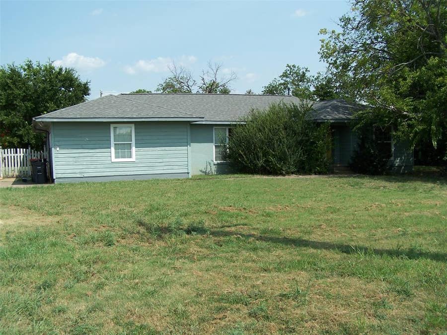 Property photo for 802 N Powell Parkway, Anna, TX