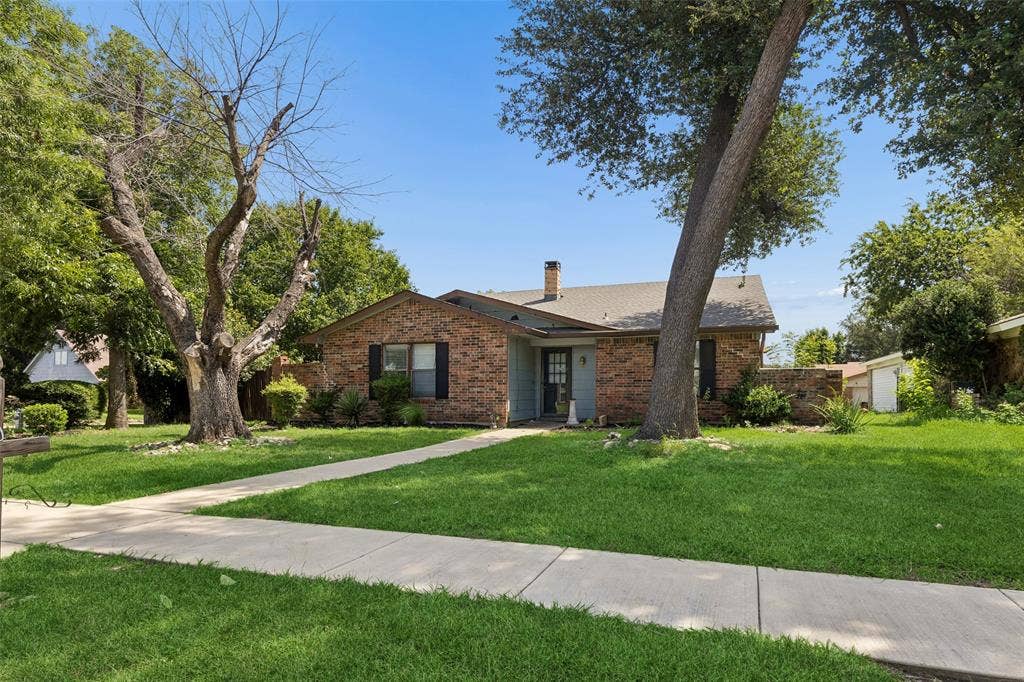 3004 Duchess Trail, Plano, TX 75074 3004 Duchess Trail, Plano, TX 75074