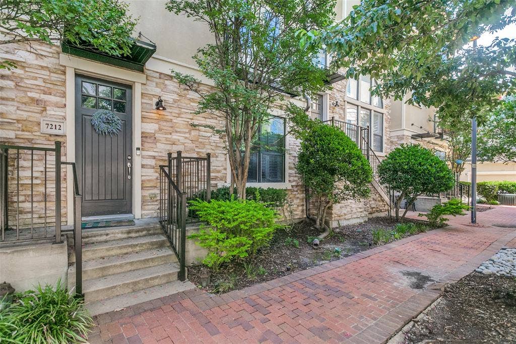7212 Scotland Court, Plano, TX 75024 7212 Scotland Court, Plano, TX 75024