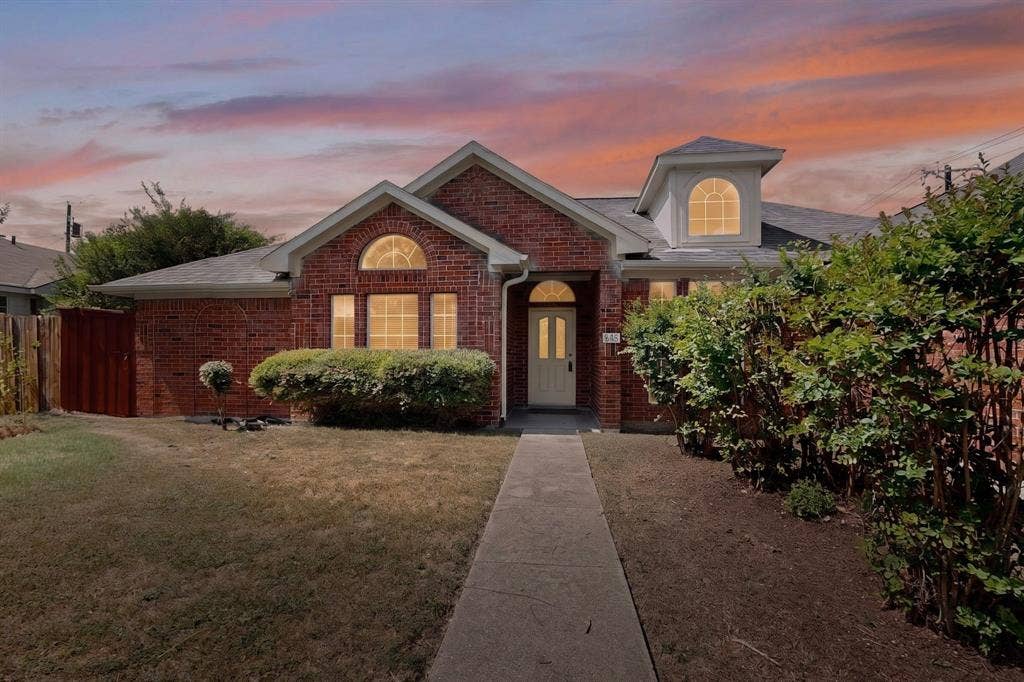 945 Mcgehee Avenue, Cedar Hill, TX 75104 945 Mcgehee Avenue, Cedar Hill, TX 75104