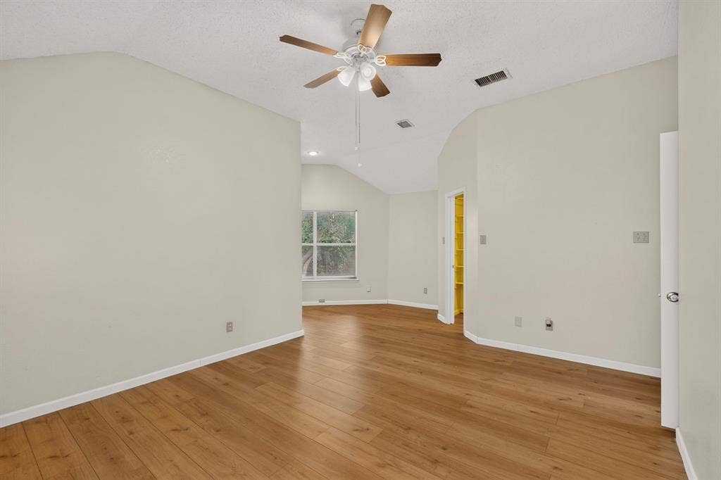945 Mcgehee Avenue, Cedar Hill, TX 75104 945 Mcgehee Avenue, Cedar Hill, TX 75104