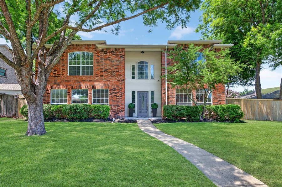 Property photo for 825 Foxwood Lane, Wylie, TX