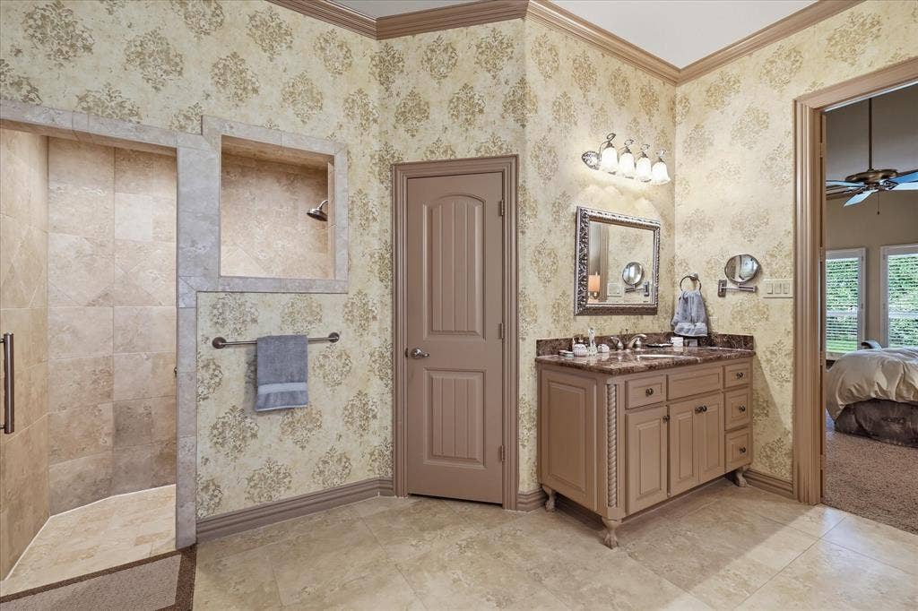 3403 W Hunter Bend Court, Mansfield, TX 76063 Primary Bath