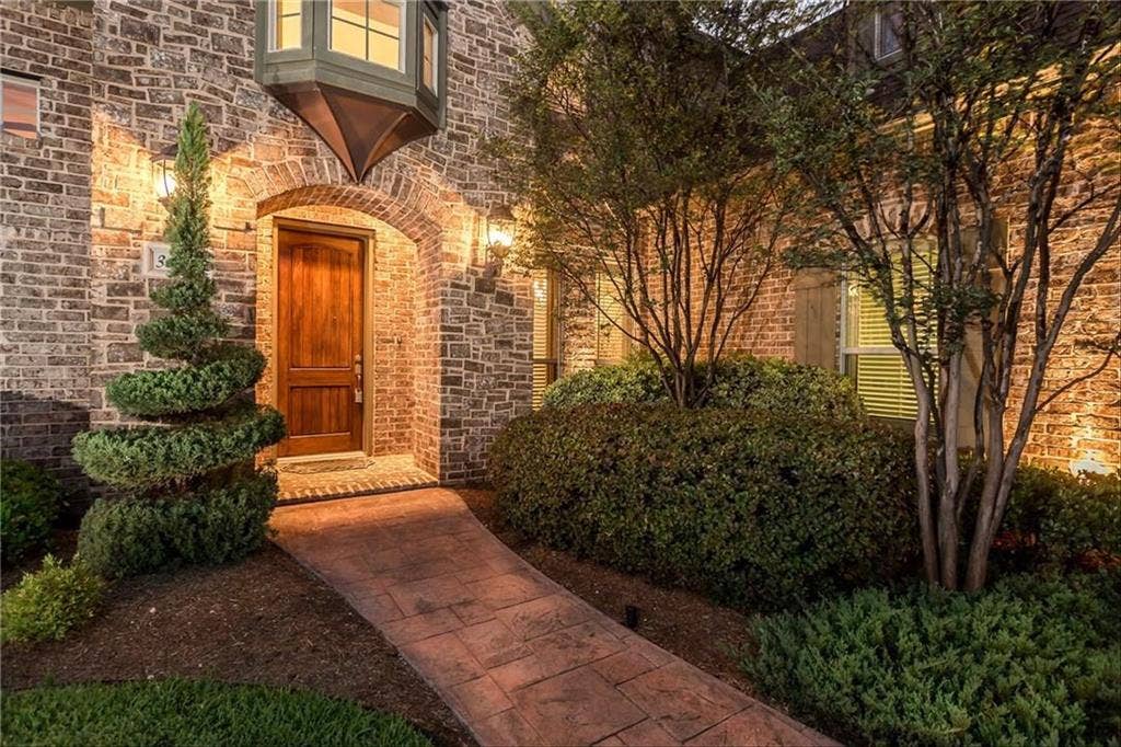 3403 W Hunter Bend Court, Mansfield, TX 76063 Front Entry