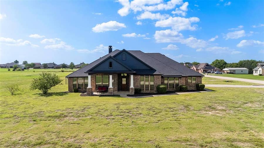 Property photo for 254 Mckinley Lane, Royse City, TX