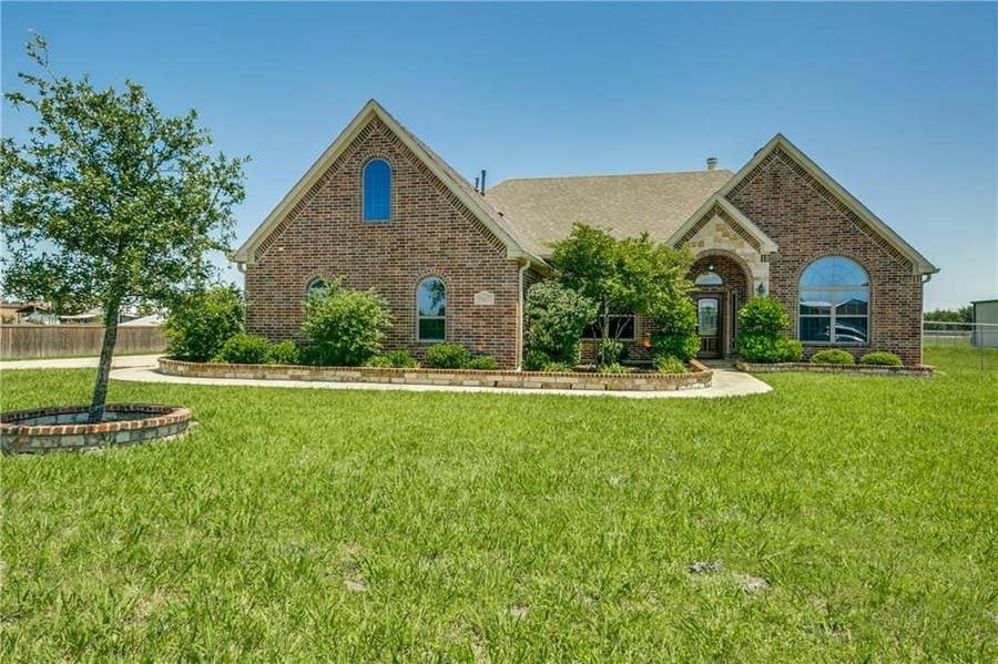 Property photo for 11027 Richard Circle, Forney, TX
