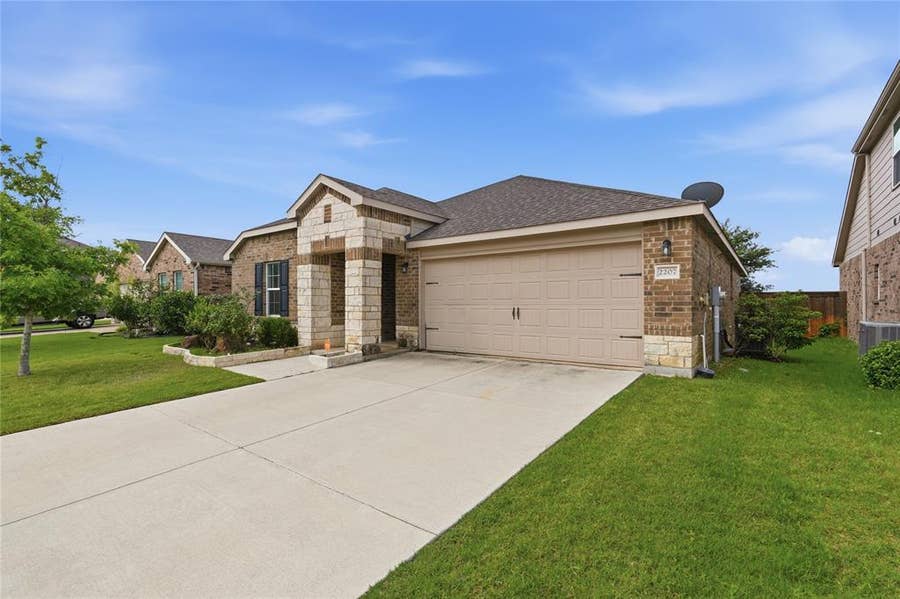 Property photo for 2207 Heaton Street, Forney, TX