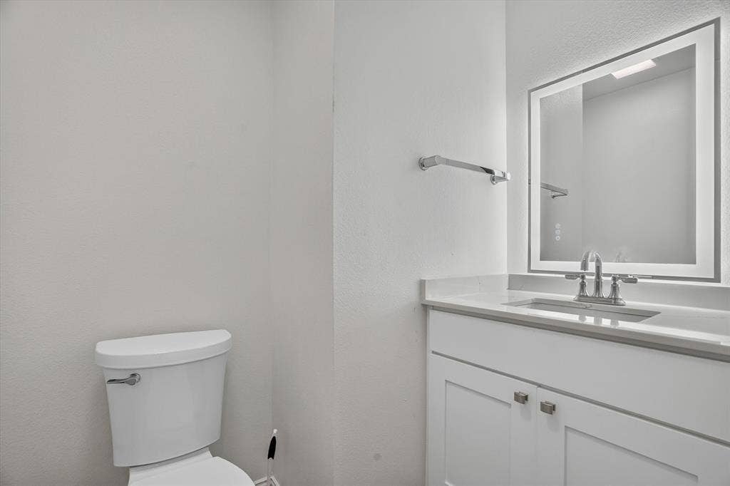 7007 Clarke Drive, Lake Worth, TX 76135 7007 Clarke Drive, Lake Worth, TX 76135
