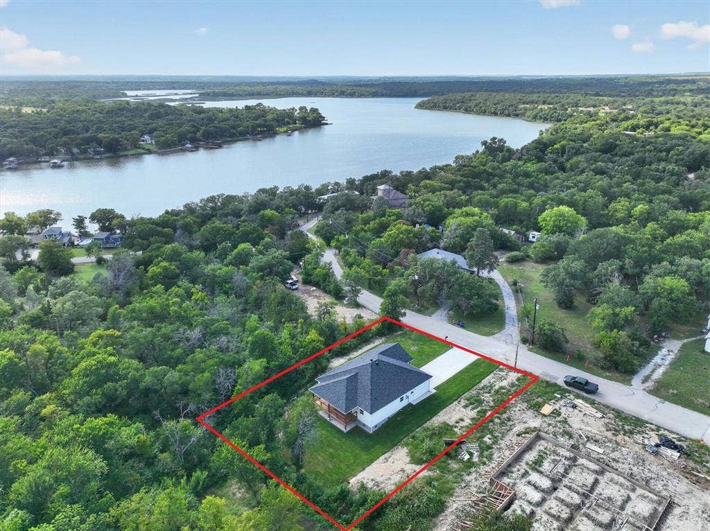 7007 Clarke Drive, Lake Worth, TX 76135 7007 Clarke Drive, Lake Worth, TX 76135
