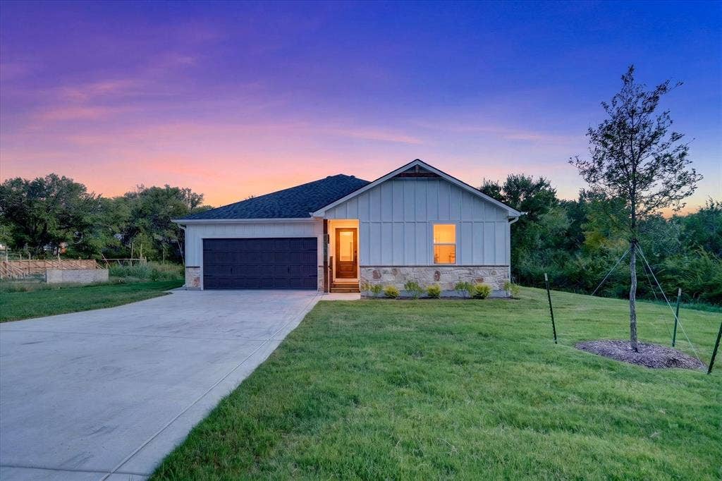 7007 Clarke Drive, Lake Worth, TX 76135 7007 Clarke Drive, Lake Worth, TX 76135
