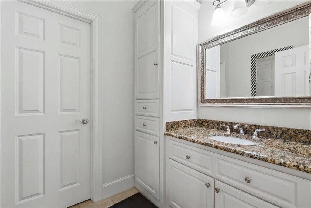 628 Deloache Street, Westworth Village, TX 76114 628 Deloache Street, Westworth Village, TX 76114