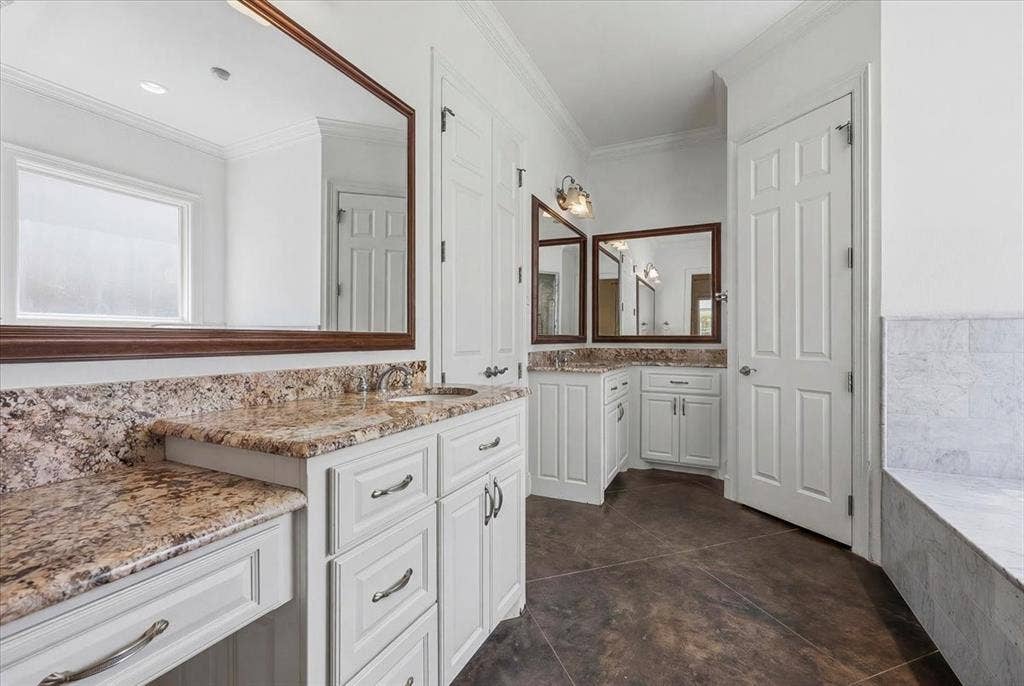 628 Deloache Street, Westworth Village, TX 76114 628 Deloache Street, Westworth Village, TX 76114