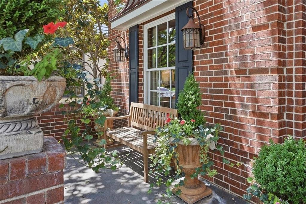 628 Deloache Street, Westworth Village, TX 76114 628 Deloache Street, Westworth Village, TX 76114