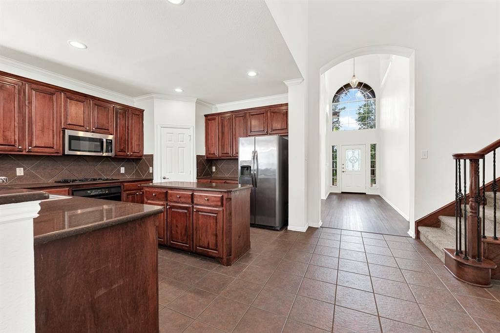 13270 Roadster Drive, Frisco, TX 75033 13270 Roadster Drive, Frisco, TX 75033