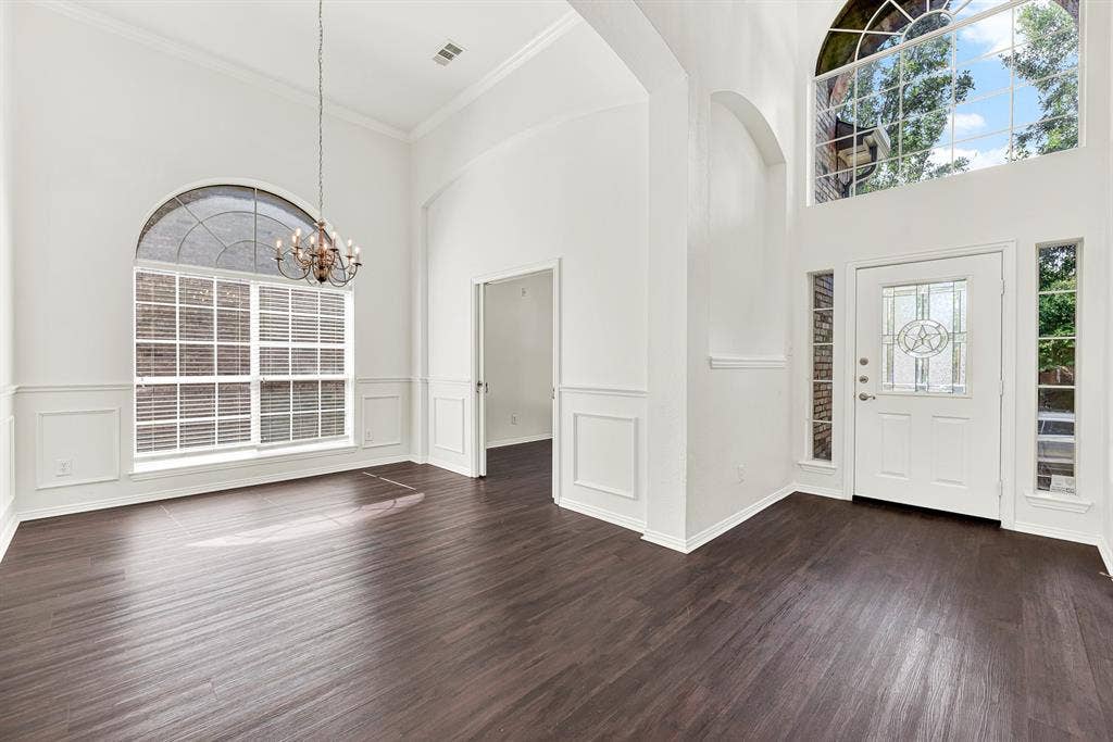 13270 Roadster Drive, Frisco, TX 75033 13270 Roadster Drive, Frisco, TX 75033