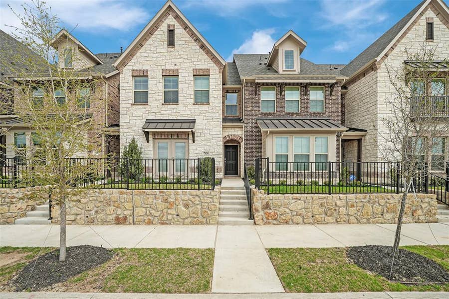 Property photo for 7929 Bayside Drive, Rowlett, TX
