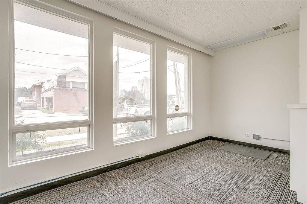 1413 Rio Grande Avenue, Fort Worth, TX 76102 1413 Rio Grande Avenue, Fort Worth, TX 76102