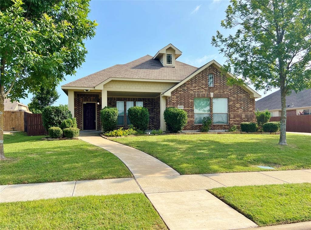6613 Meadow Glen Drive, Midlothian, TX 76065 6613 Meadow Glen Drive, Midlothian, TX 76065