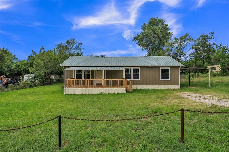 Property photo for 6410 Renwood Drive, Fort Worth, TX