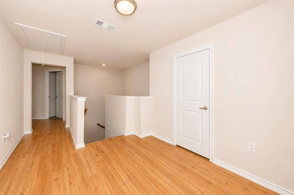 256 Natalie Drive, Grand Prairie, TX 75051 256 Natalie Drive, Grand Prairie, TX 75051
