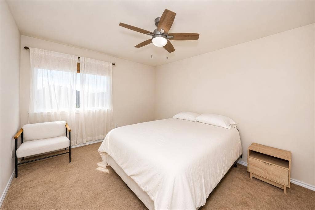 256 Natalie Drive, Grand Prairie, TX 75051 256 Natalie Drive, Grand Prairie, TX 75051