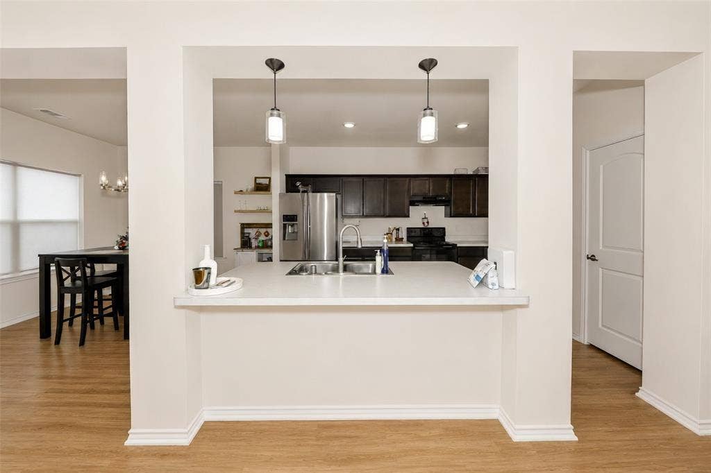 256 Natalie Drive, Grand Prairie, TX 75051 256 Natalie Drive, Grand Prairie, TX 75051