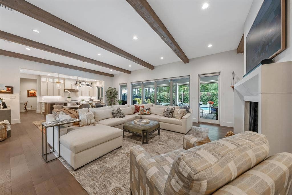 3004 Forest Trail, Tyler, TX 75703 3004 Forest Trail, Tyler, TX 75703