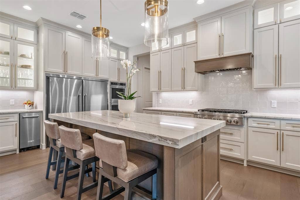 3004 Forest Trail, Tyler, TX 75703 3004 Forest Trail, Tyler, TX 75703