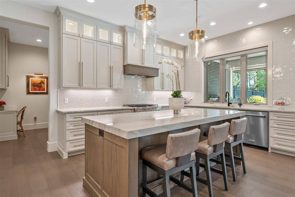 3004 Forest Trail, Tyler, TX 75703 3004 Forest Trail, Tyler, TX 75703