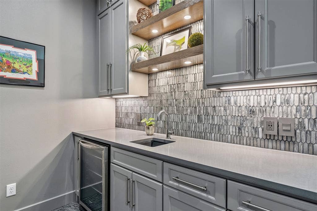 3004 Forest Trail, Tyler, TX 75703 3004 Forest Trail, Tyler, TX 75703