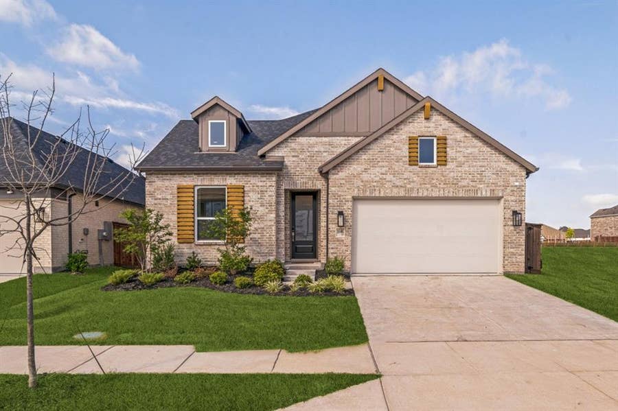 Property photo for 1046 Bearing Street, Royse City, TX
