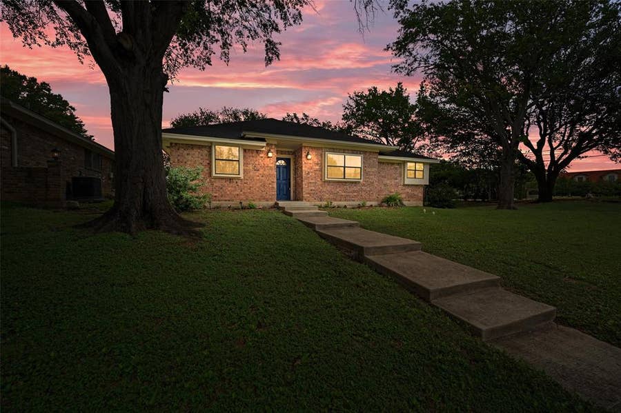 Property photo for 2405 Castle Street, Irving, TX
