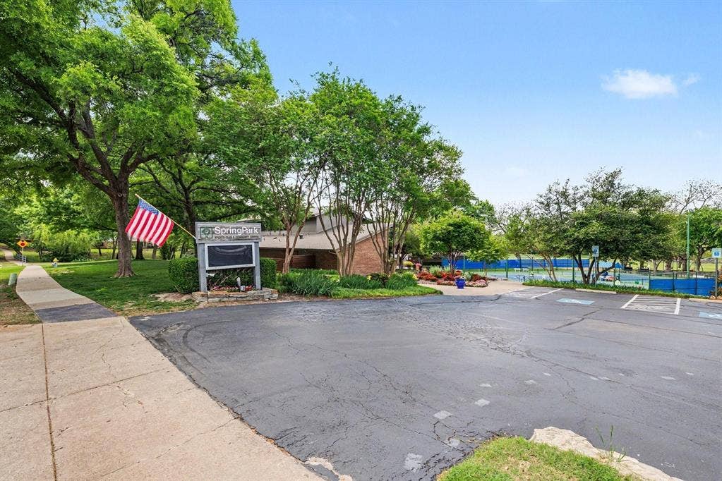 6701 Clear Springs Circle, Garland, TX 75044 6701 Clear Springs Circle, Garland, TX 75044