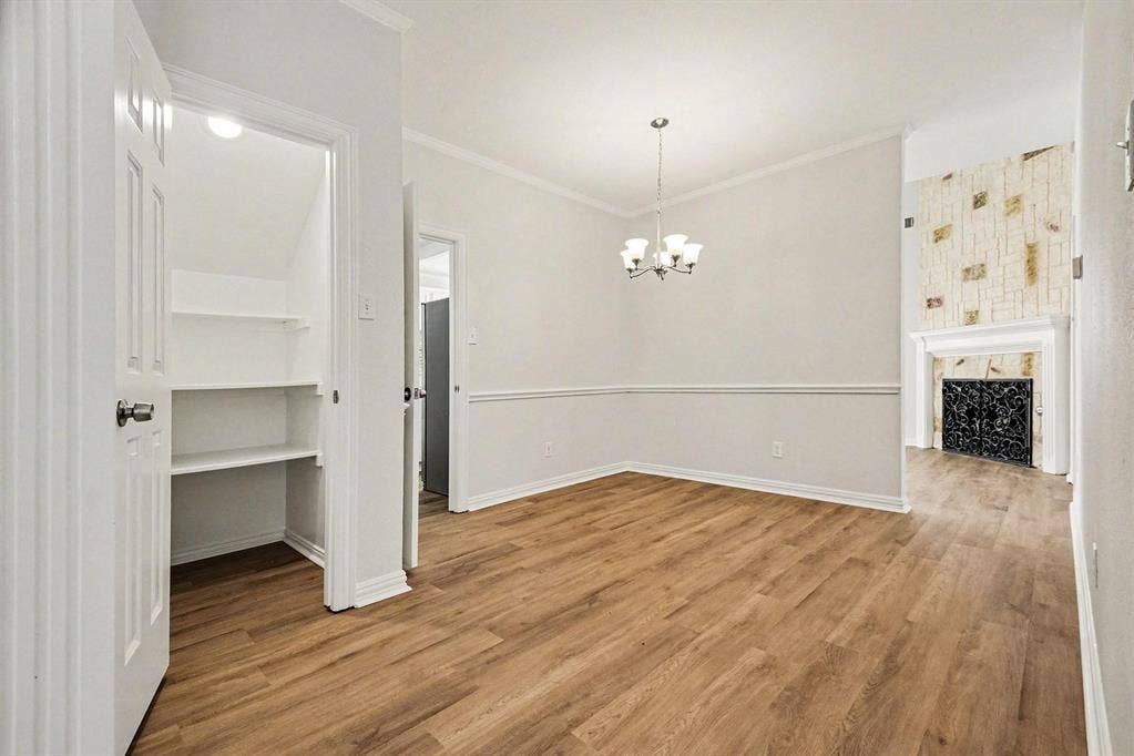 6701 Clear Springs Circle, Garland, TX 75044 6701 Clear Springs Circle, Garland, TX 75044