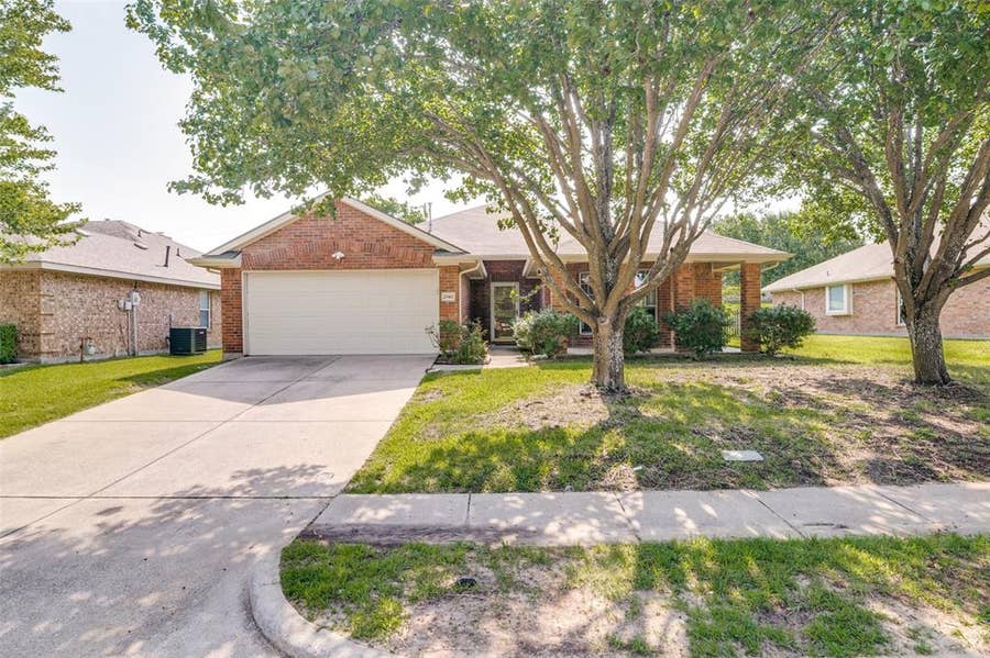 Property photo for 2740 Beacon Hill Drive, Rockwall, TX