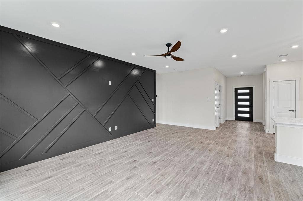 2714 Steepleridge Circle, Granbury, TX 76048 2714 Steepleridge Circle, Granbury, TX 76048