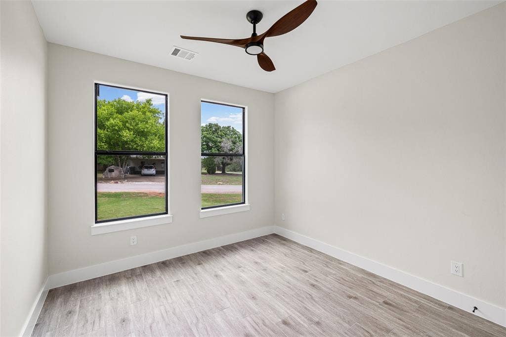 2714 Steepleridge Circle, Granbury, TX 76048 2714 Steepleridge Circle, Granbury, TX 76048