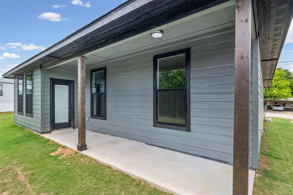 2714 Steepleridge Circle, Granbury, TX 76048 2714 Steepleridge Circle, Granbury, TX 76048