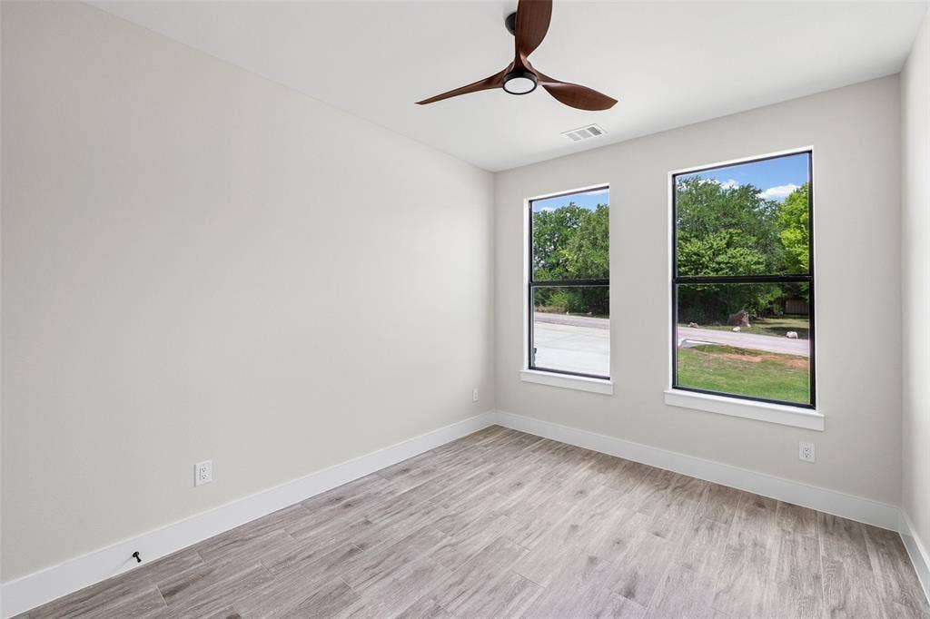 2714 Steepleridge Circle, Granbury, TX 76048 2714 Steepleridge Circle, Granbury, TX 76048