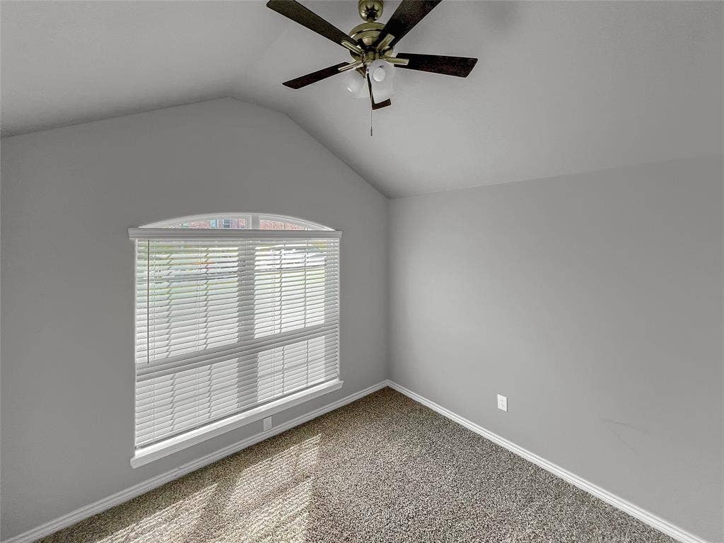 1210 Campbelton Drive, Temple, TX 76504 Room featuring vaulted ceilings and a ceiling fan with integrated lighting