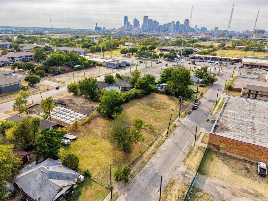 Property photo for 2801 Medill Street, Dallas, TX