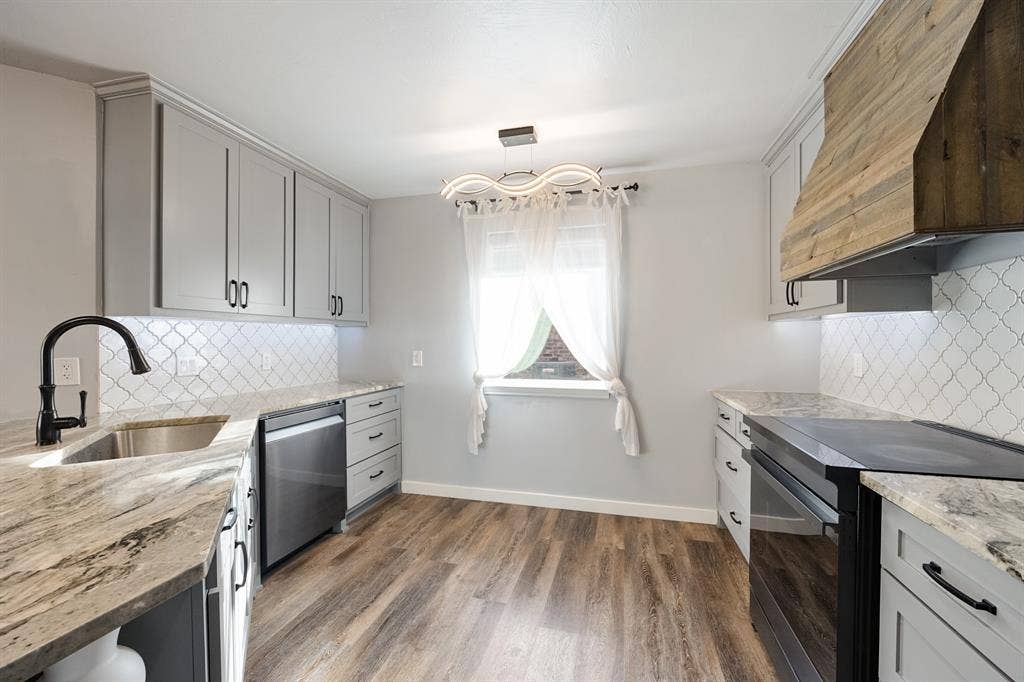 1904 Ports O Call Drive, Plano, TX 75075 1904 Ports O Call Drive, Plano, TX 75075